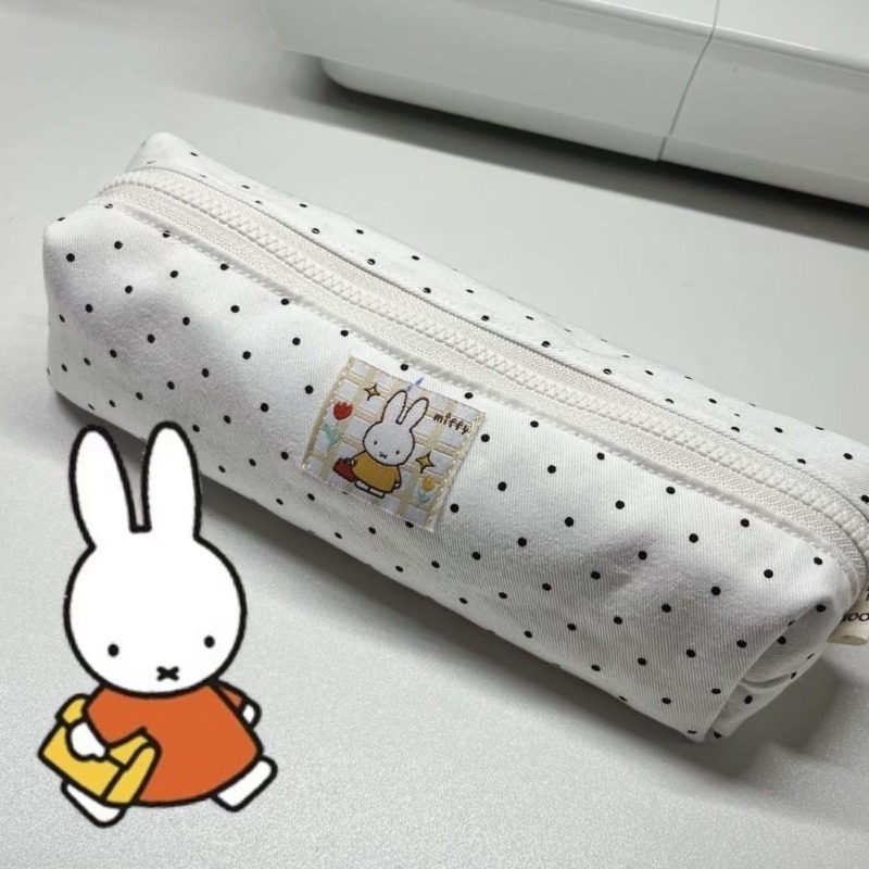 Astuccio Miffy con Stampa Cart - Staedtler Pencil Lumocolor recensione e prezzo
